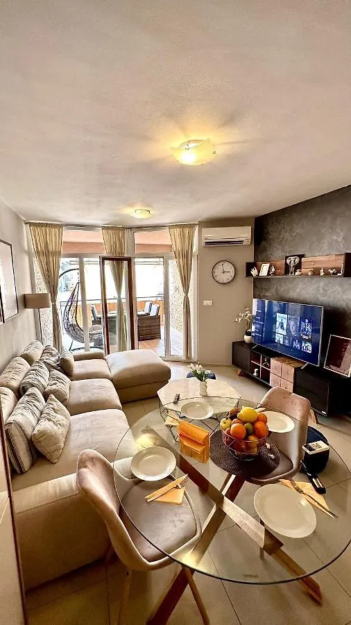 Apartment Gabrielle With Private Parking Pula